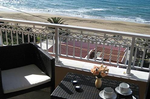 Naftis Apartments Pelekas Exterior photo